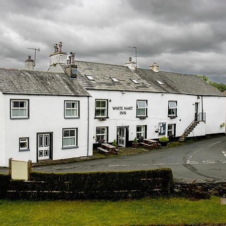 White Hart Inn Bouth Exterior foto